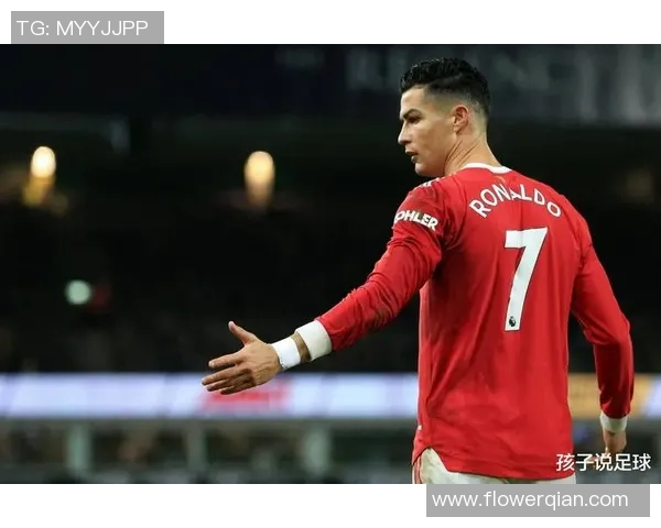 绰号刺客的足球明星如何在绿茵场上演绎传奇与荣耀的故事